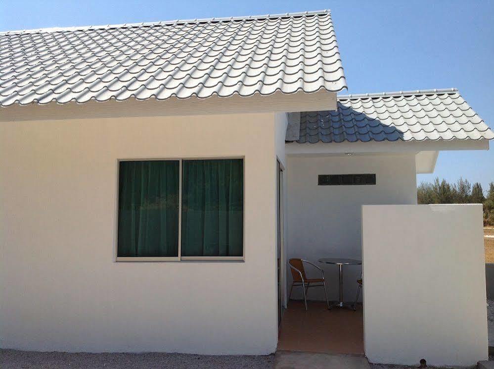 לנגקאווי The Fint Hus Villa מראה חיצוני תמונה